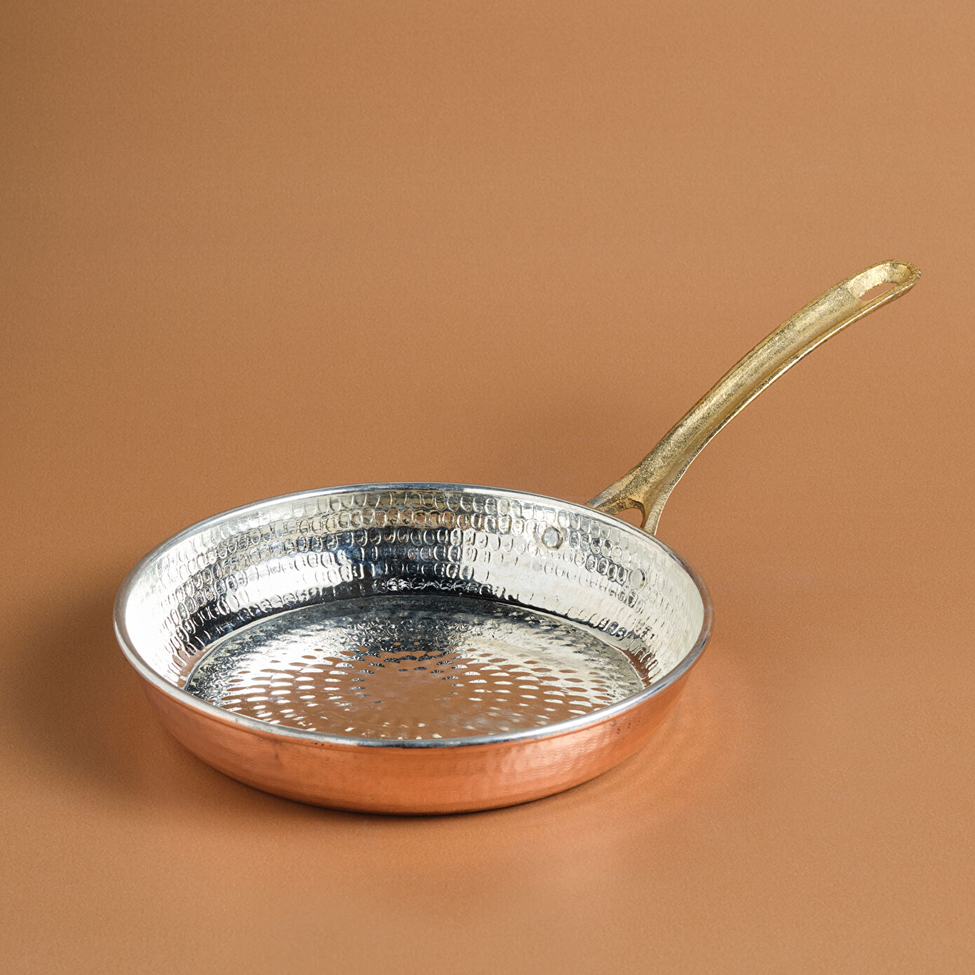 TÜRKMEN BAKIR TAVA 22 CM 0033